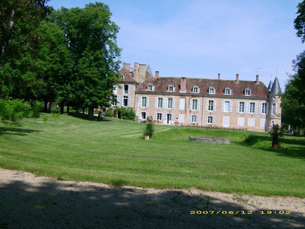 Chateau D'Island Vezelay Pontaubert Exterior foto